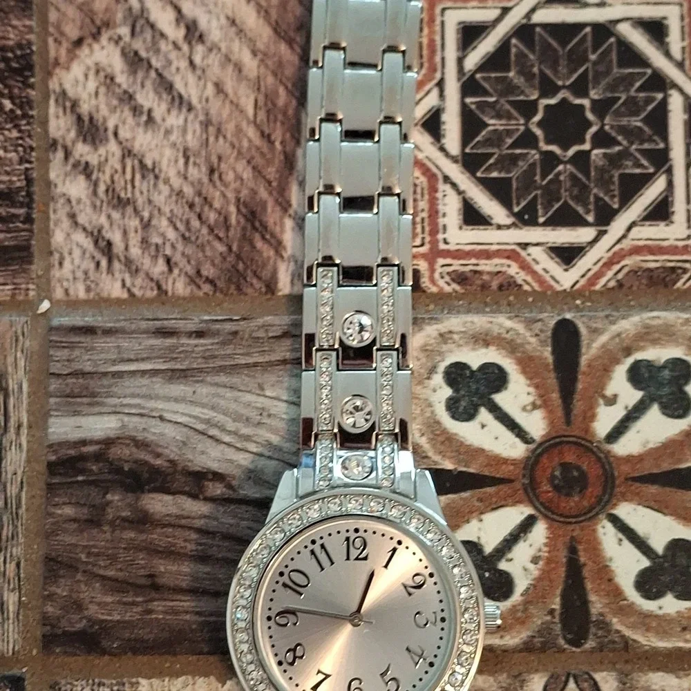 Two Womens Rhinestone Encrusted Silvertone 34mm Watches. Pre-Owned.